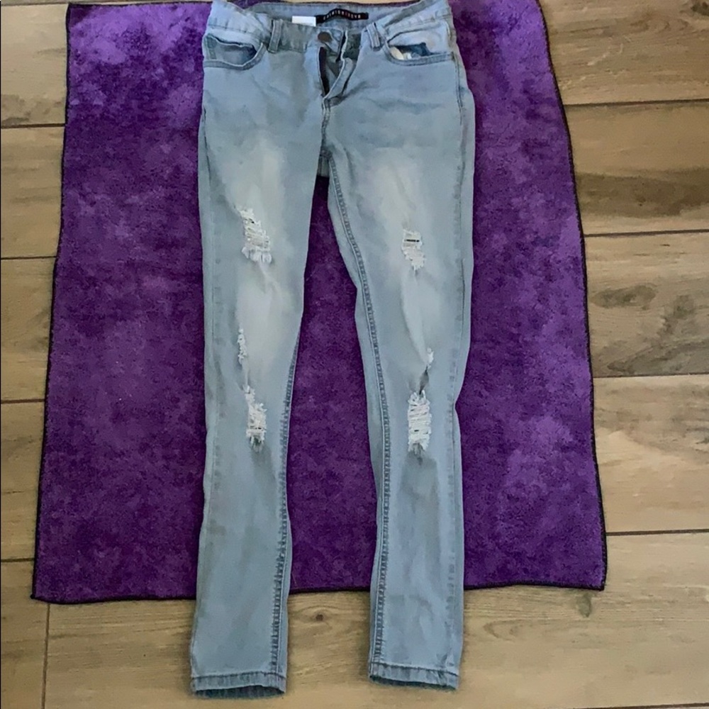Light wash jeans